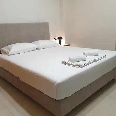 Yiannis Sokaki House *